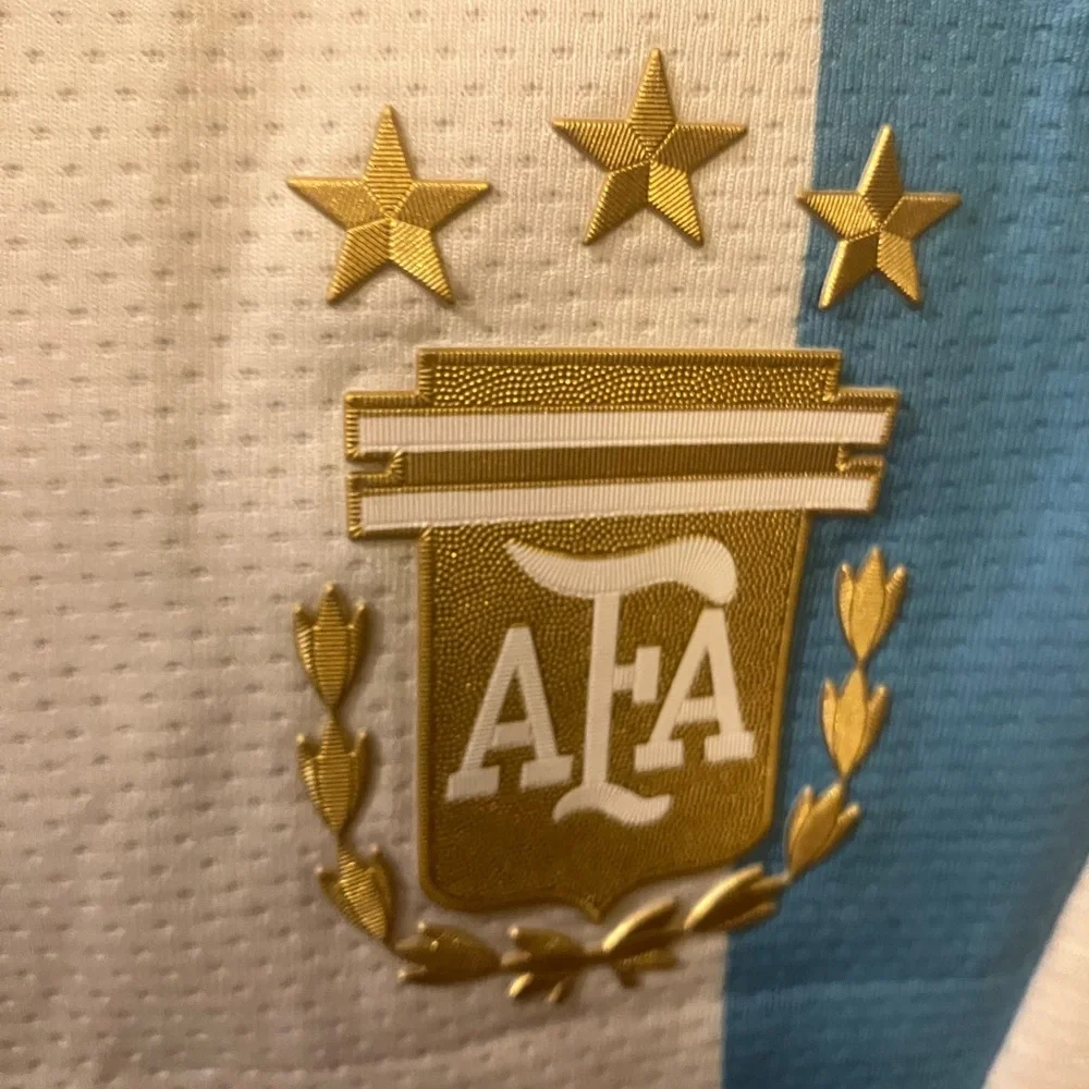 Lionel Messi fifa world champions edition soccer futbol jersey athletic shirt xL - Picture 14 of 16